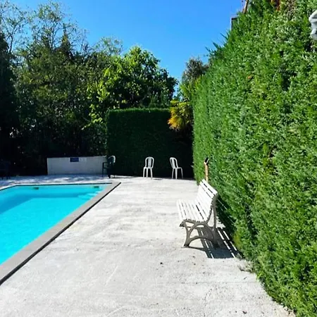 Piscine Proche Plage Apartment *